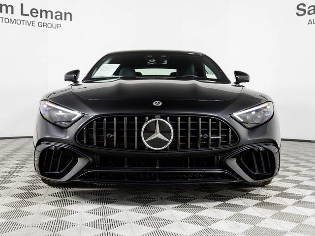 2022 Mercedes Benz SL 63 photo 4
