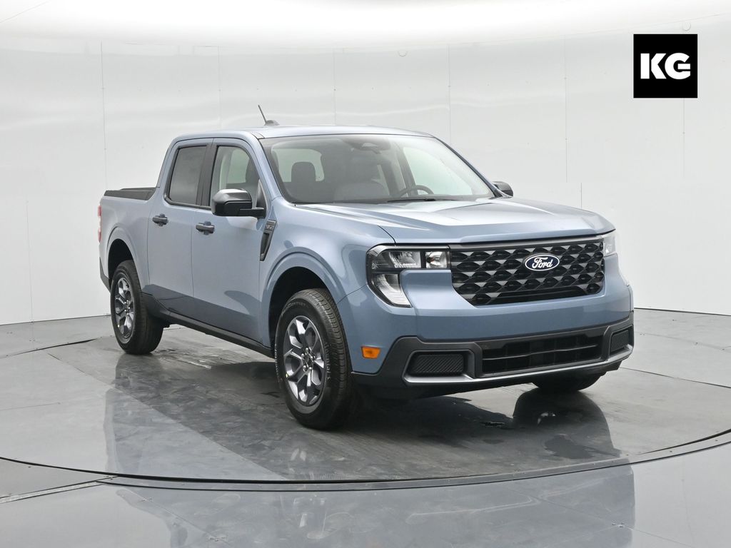 2025 Ford Maverick XLT's photo
