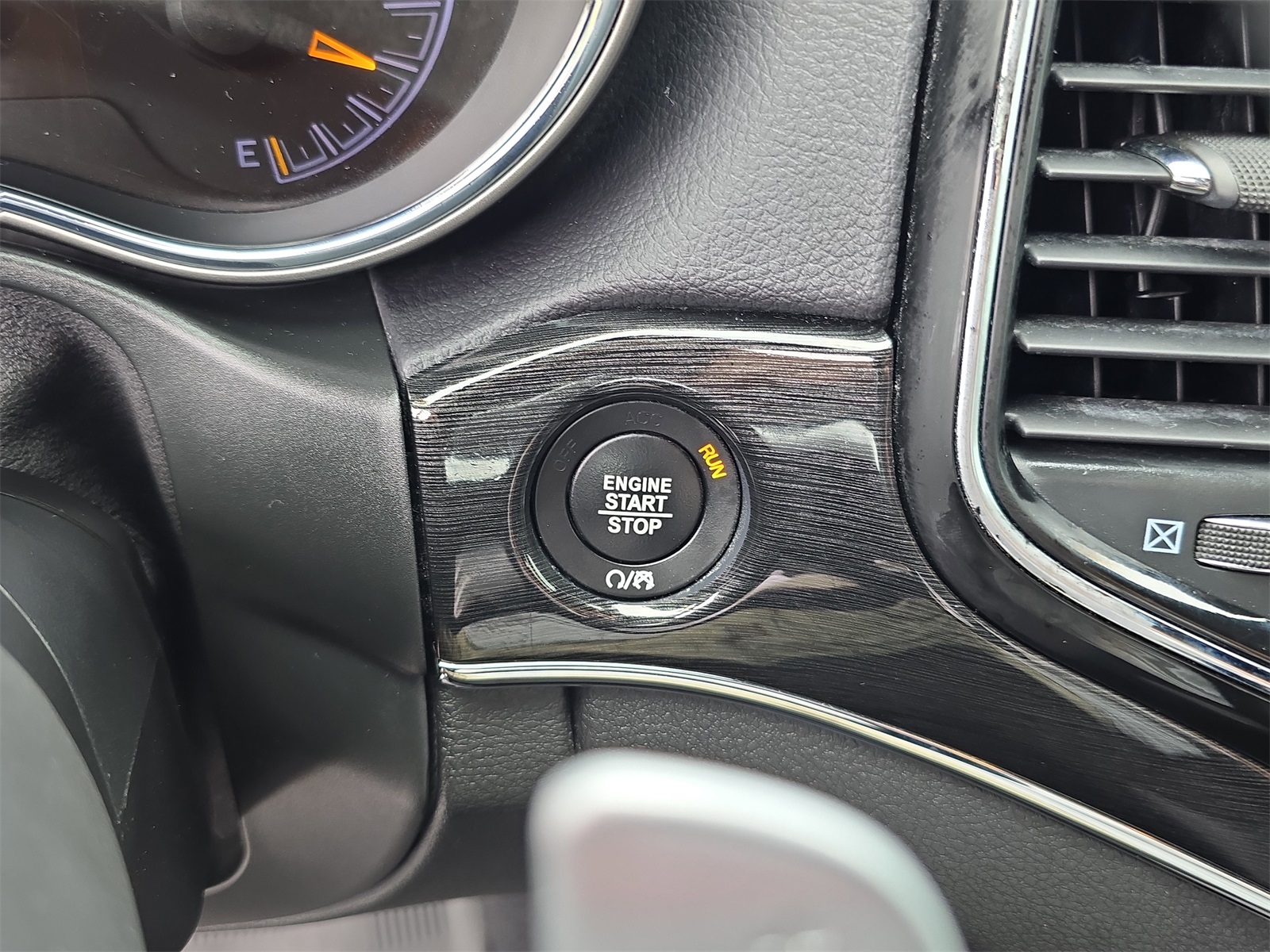 2021 Jeep Grand Cherokee Trailhawk photo 27