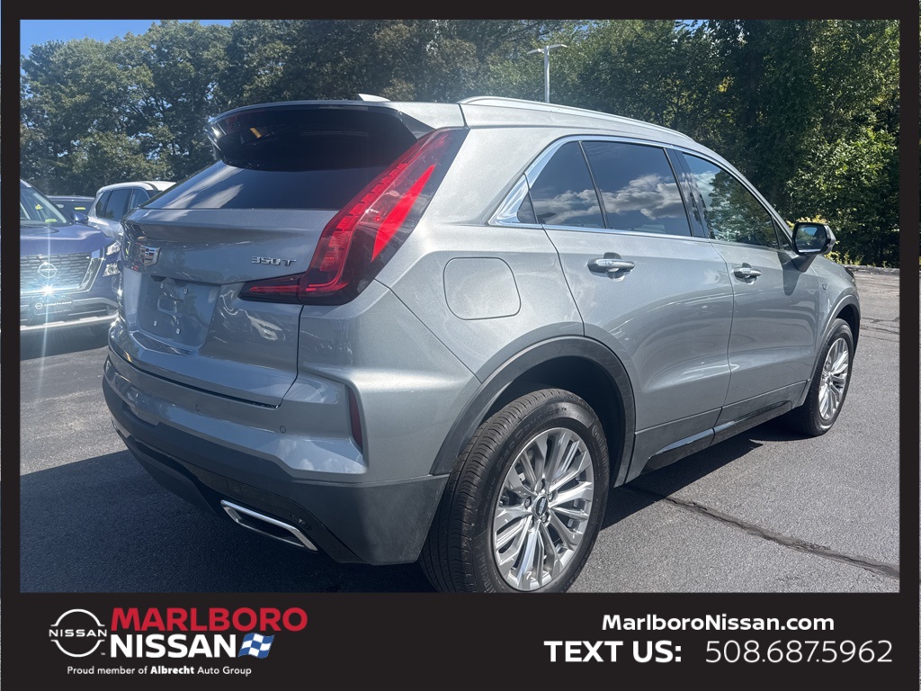 2025 Cadillac XT4 Premium Luxury photo 7