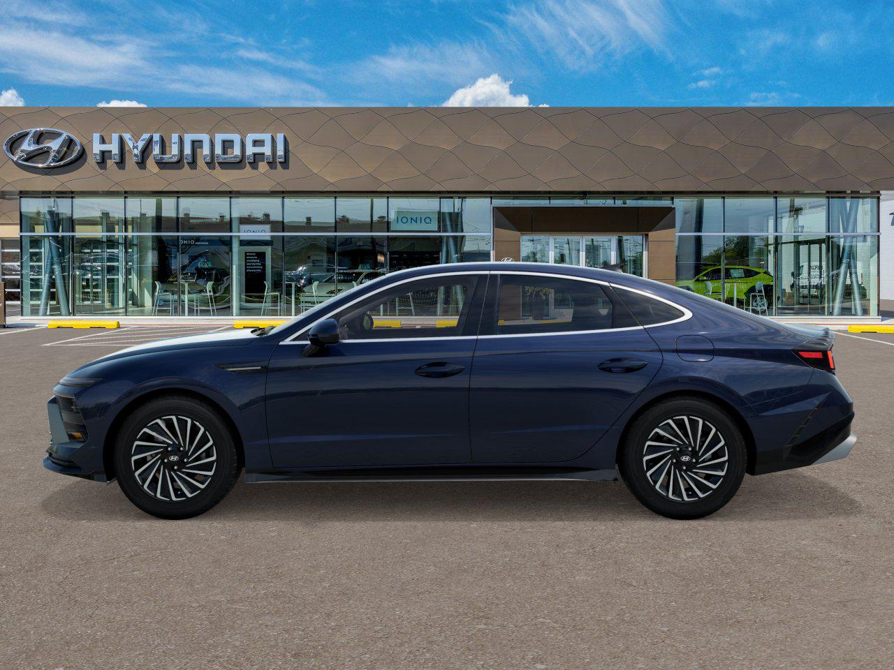 2025 Hyundai Sonata Hybrid SEL photo 3