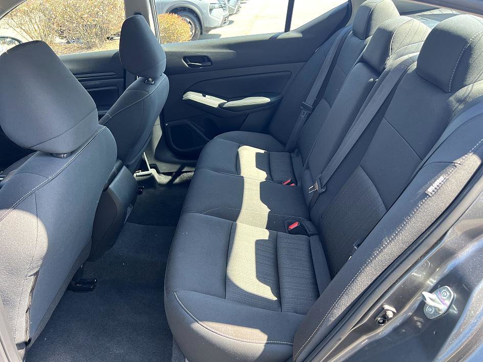 2024 Nissan Altima 2.5 SV photo 15