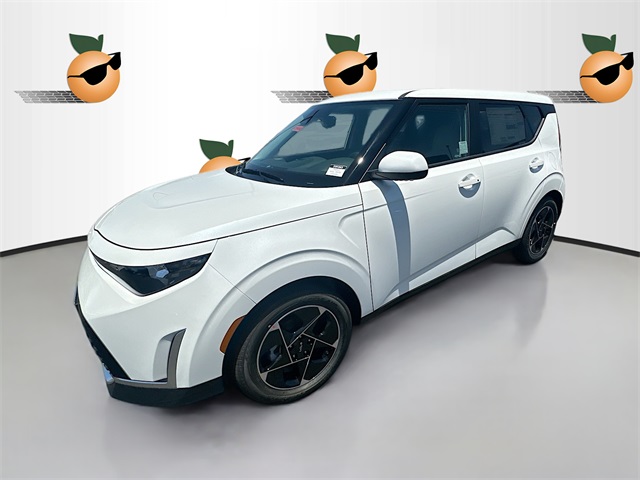 2025 Kia Soul EX photo 3