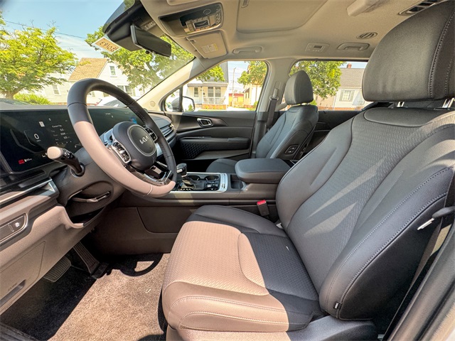 2026 Kia Carnival SX Prestige photo 12