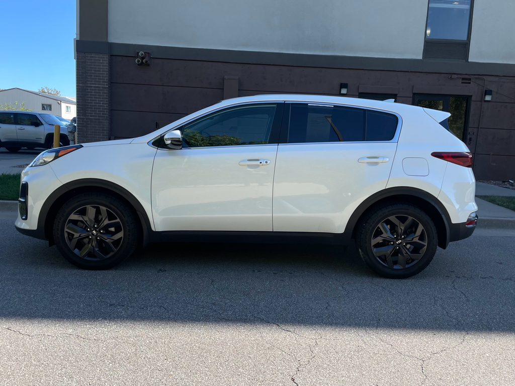 Used 2022 Kia Sportage LX with VIN KNDPM3AC9N7971364 for sale in Kansas City