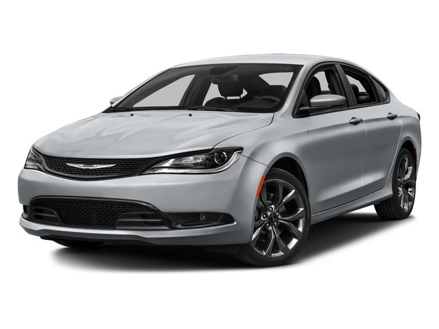 2016 Chrysler 200 S photo 4