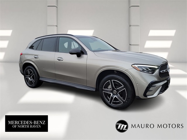 2023 Mercedes-Benz GLC GLC 300's photo