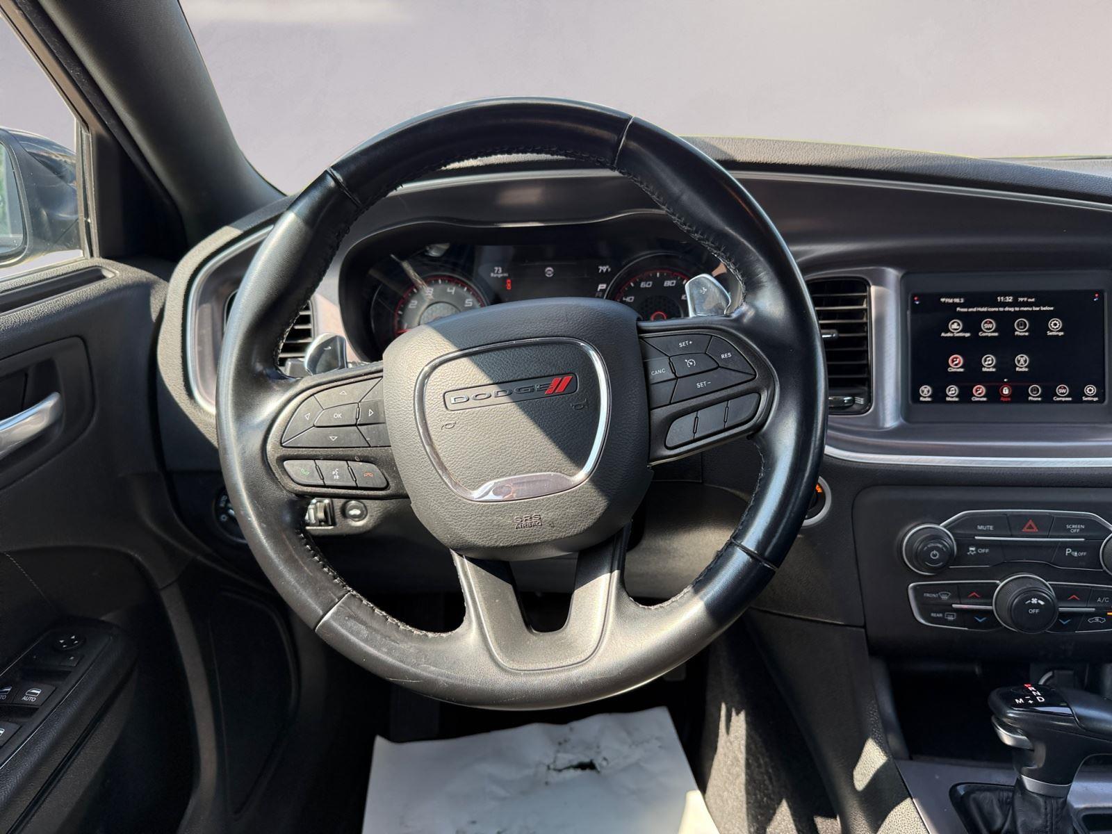 2021 Dodge Charger SXT photo 12