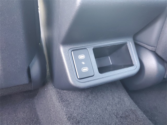 2025 Kia K4 GT-Line photo 10