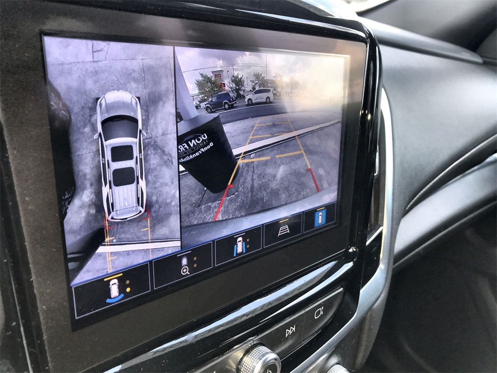 2023 Chevrolet Traverse Leather photo 16