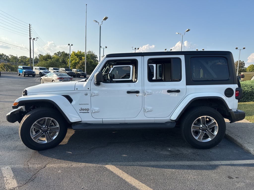 2022 Jeep Wrangler Unlimited Sahara photo 9