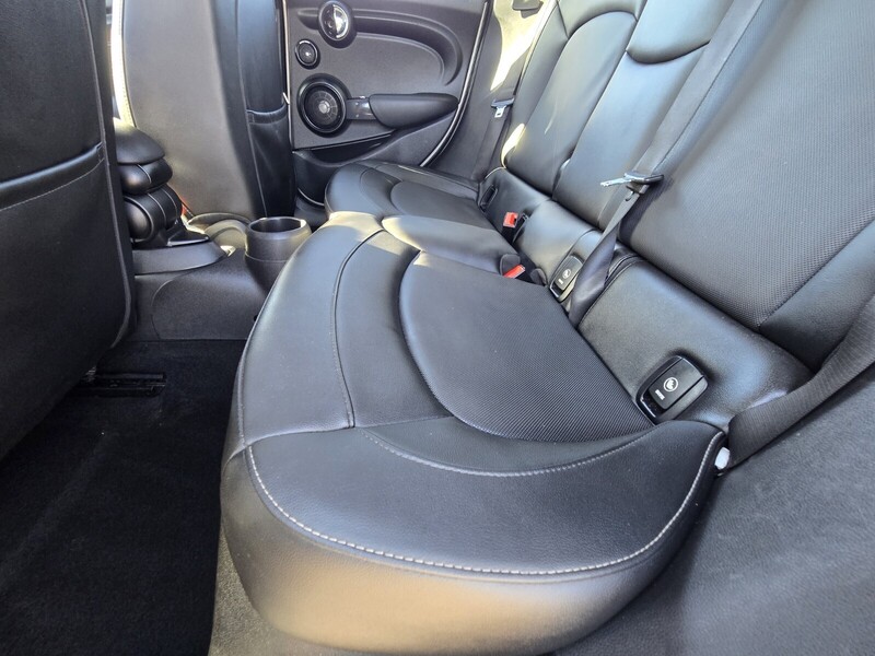 2015 Mini Cooper Hardtop 4 Door photo 11