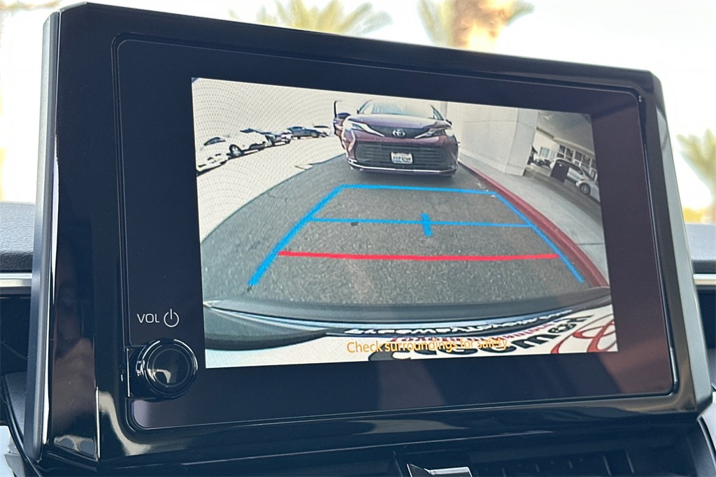 2025 Toyota Corolla LE photo 18