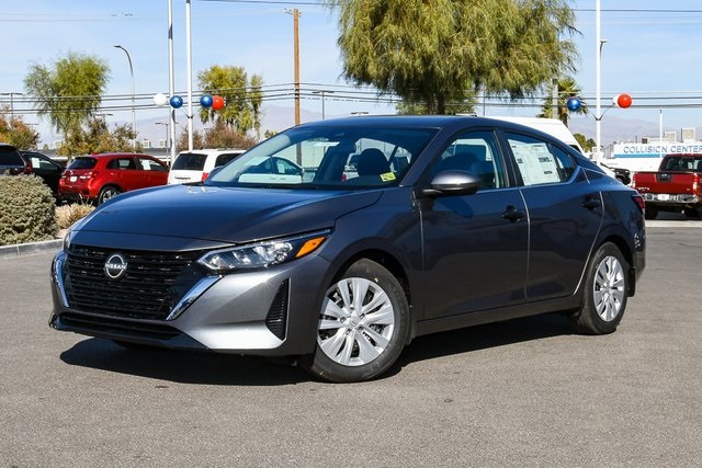 2025 Nissan Sentra S's photo