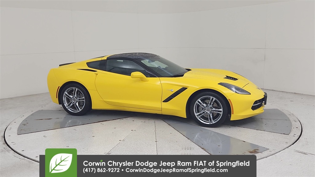 2017 Chevrolet Corvette Stingray 3LT photo 3