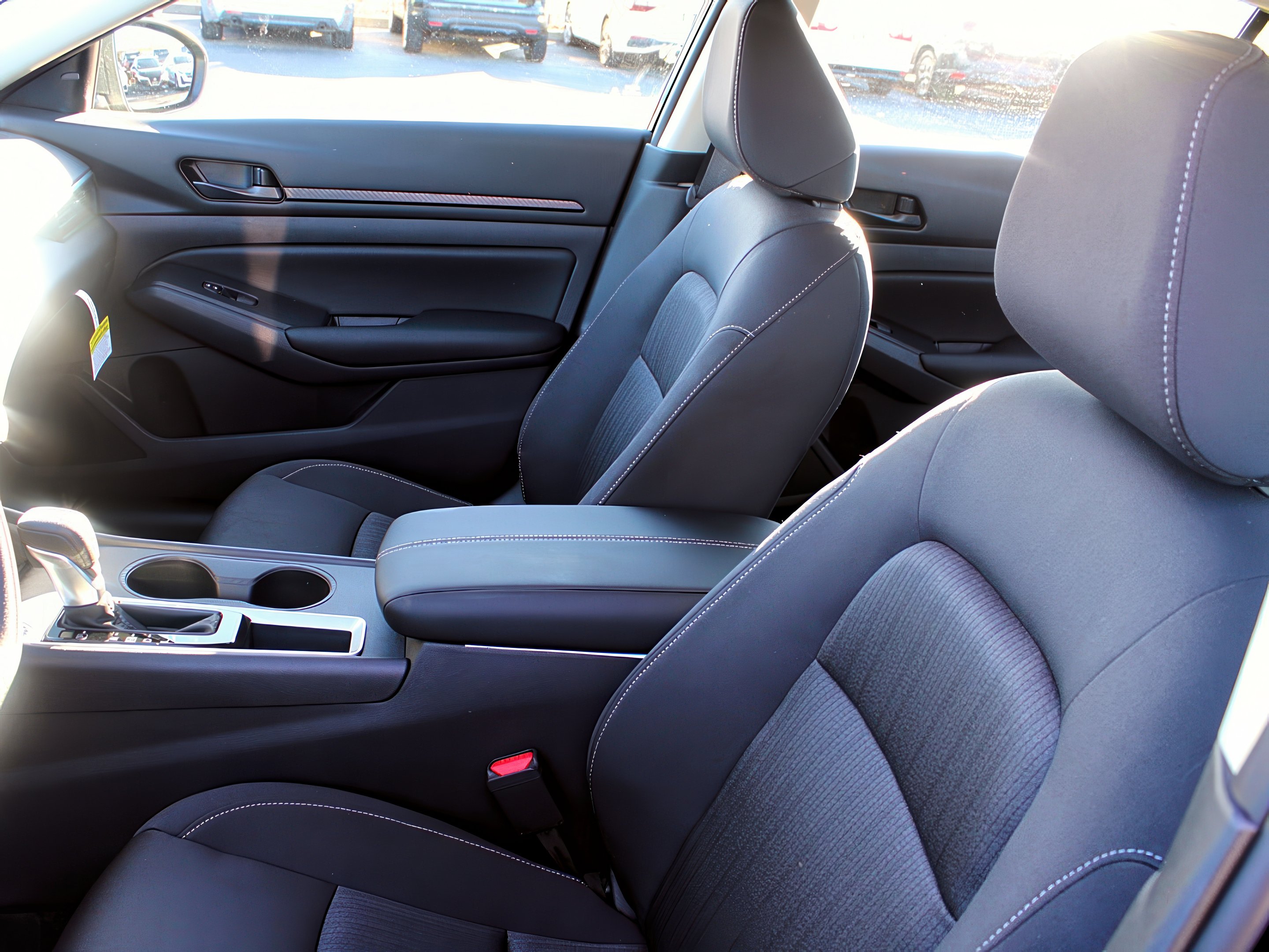 2025 Nissan Altima S photo 9