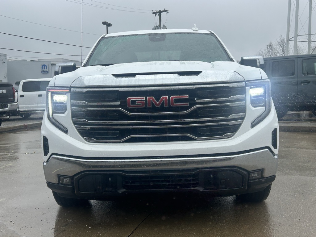 2024 Gmc Sierra 1500 SLT photo 2