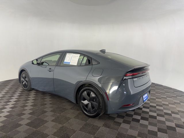2024 Toyota Prius Limited photo 3