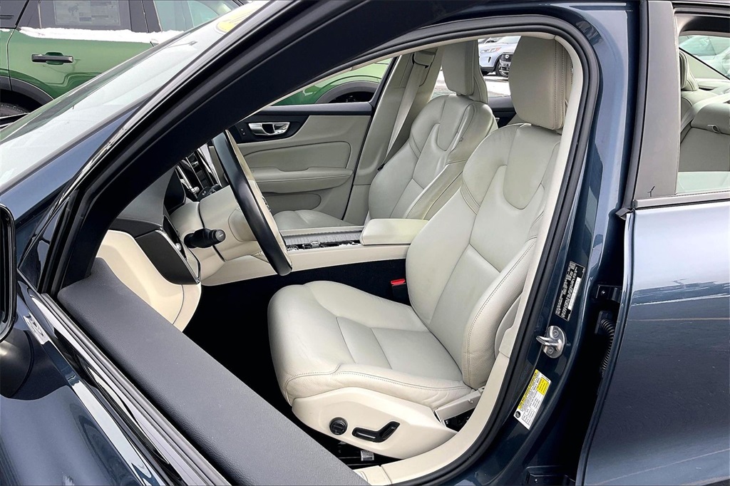 2024 VOLVO S60 - Image 22