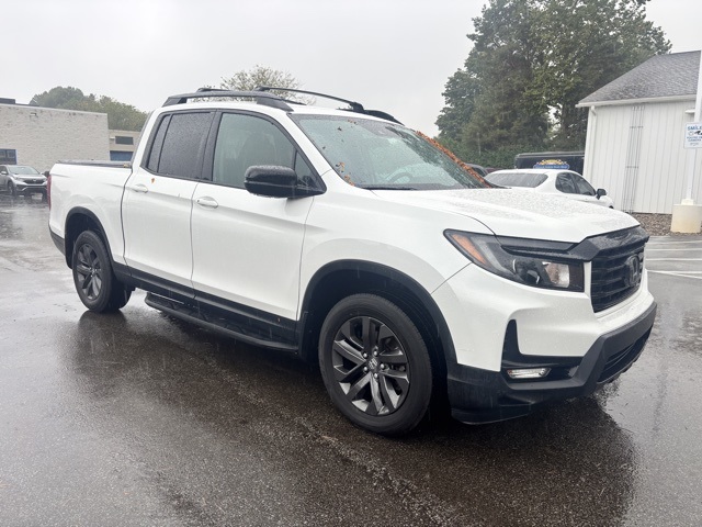 2021 Honda Ridgeline Sport photo 3