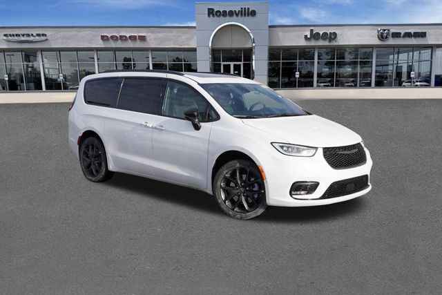 2026 Chrysler Pacifica