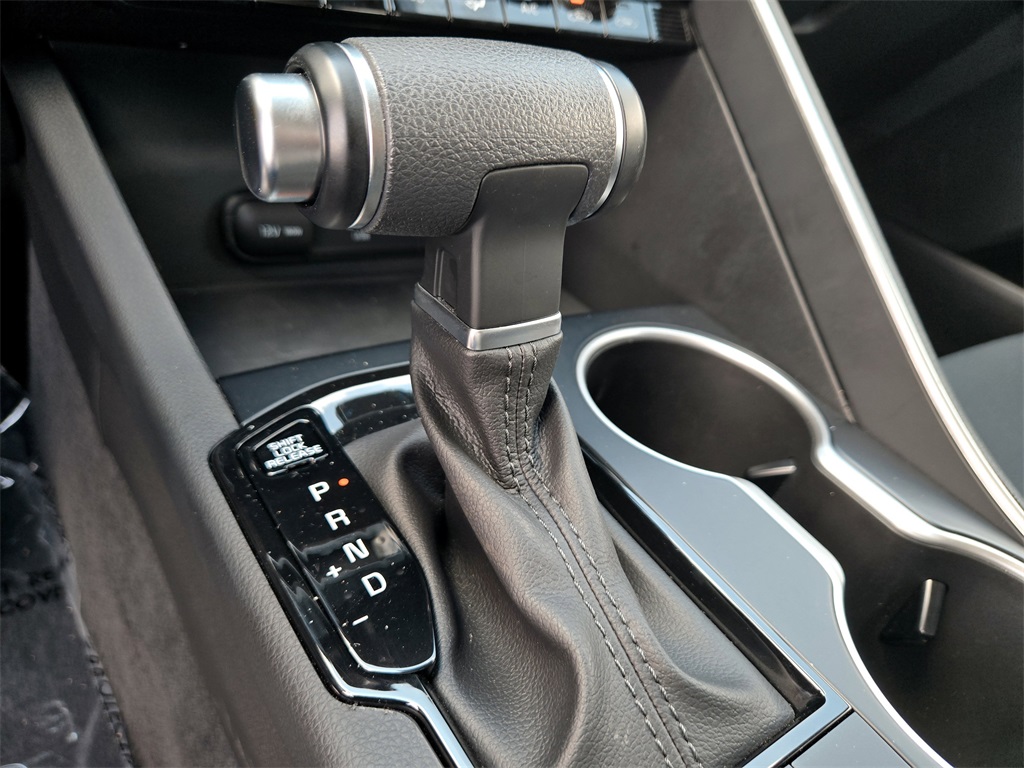 2021 Kia K5 LX photo 22