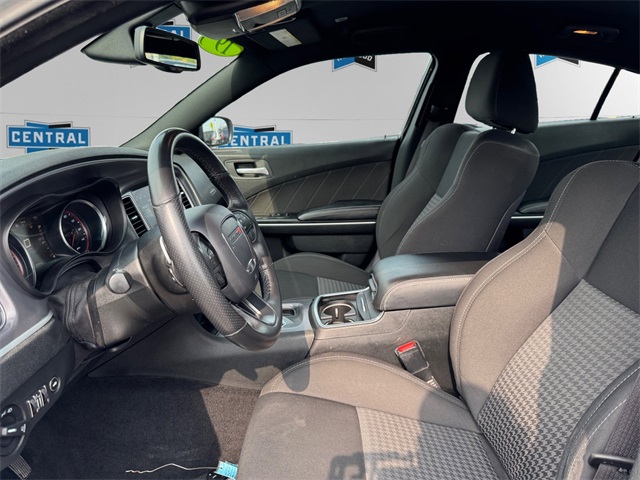 2019 Dodge Charger GT photo 9