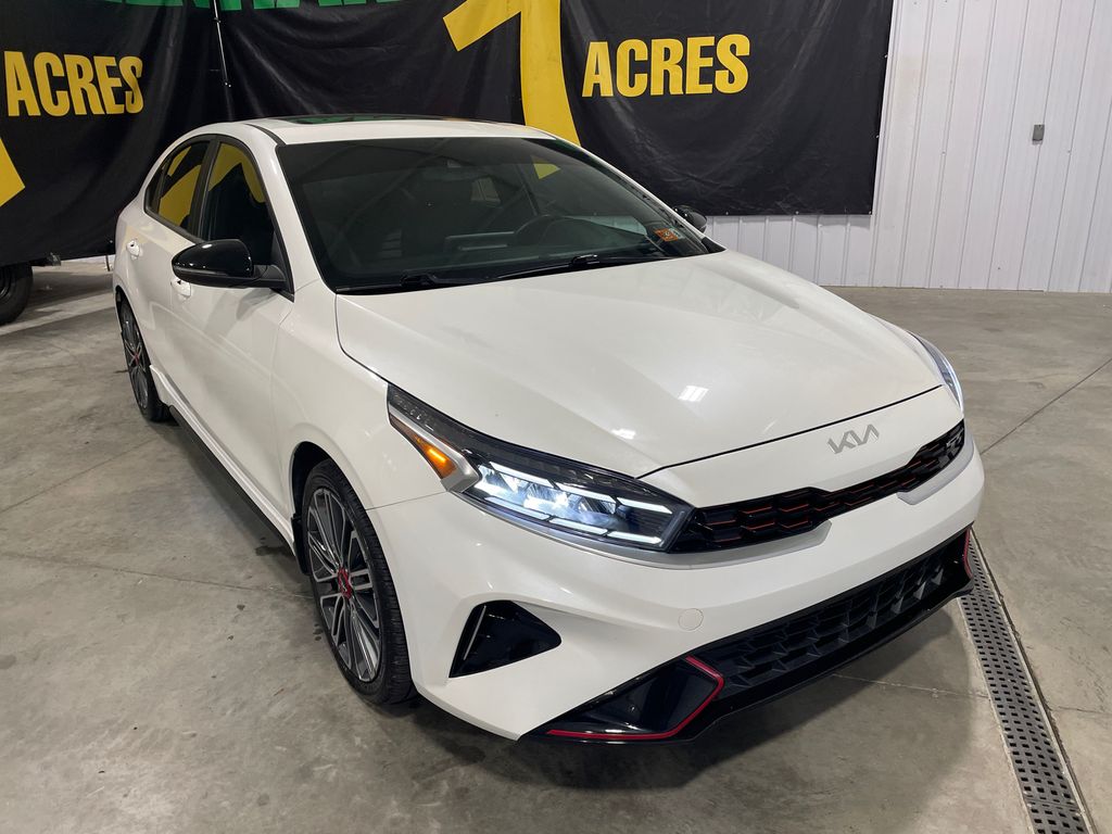 2024 Kia Forte GT photo 3