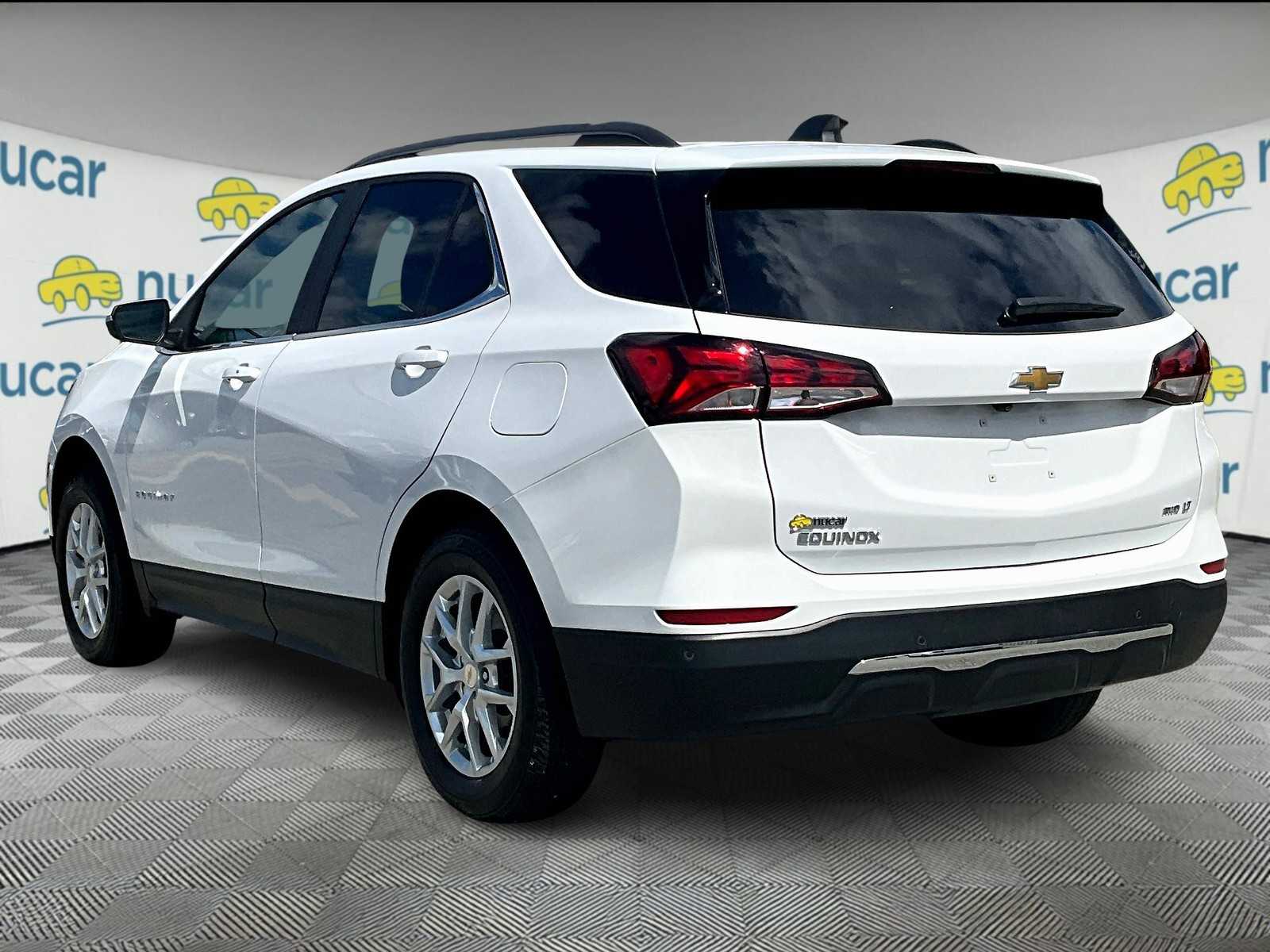 2022 Chevrolet Equinox LT photo 4