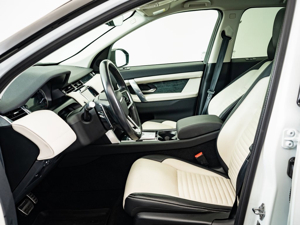 2022 Land Rover Discovery Sport SE R-Dynamic photo 18