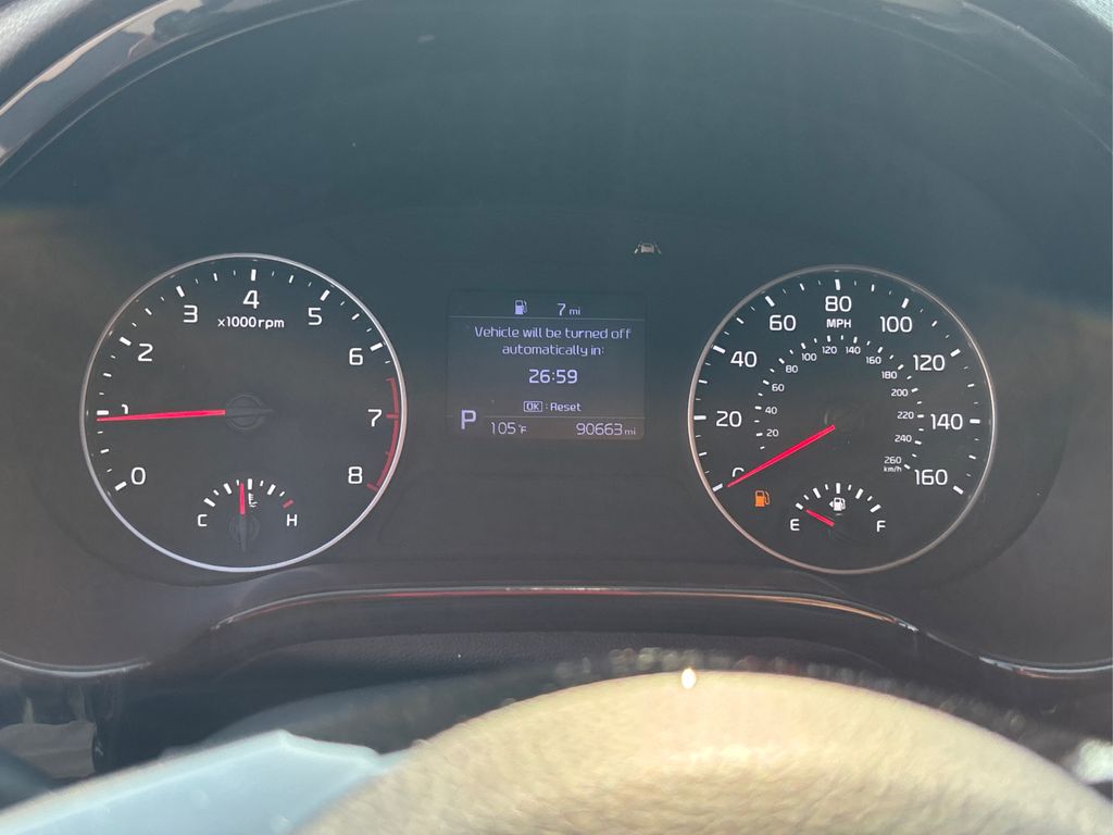 2021 Kia Seltos EX photo 21