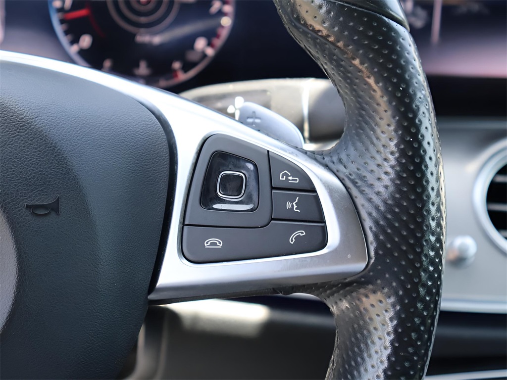 2018 Mercedes Benz E 43 AMG 4MATIC photo 32
