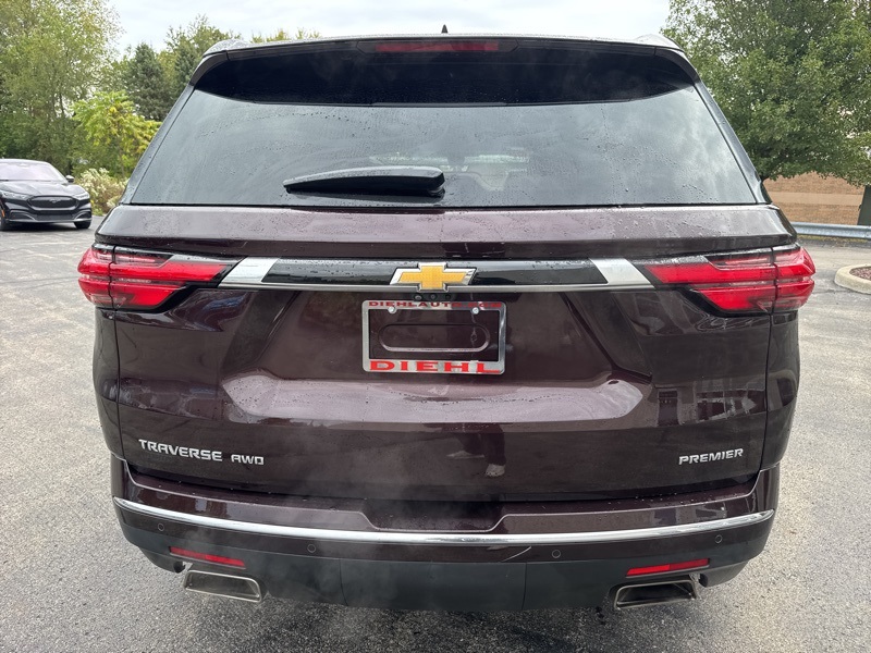 2022 Chevrolet Traverse Premier photo 3