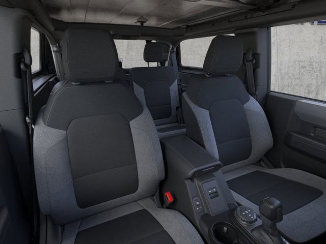 2025 Ford Bronco Base photo 10