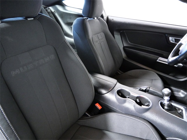 2021 Ford Mustang EcoBoost photo 11