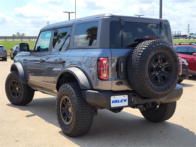 2022 Ford Bronco Wildtrak photo 3