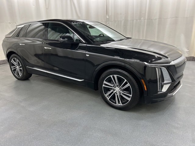 2025 Cadillac LYRIQ Luxury 1's photo