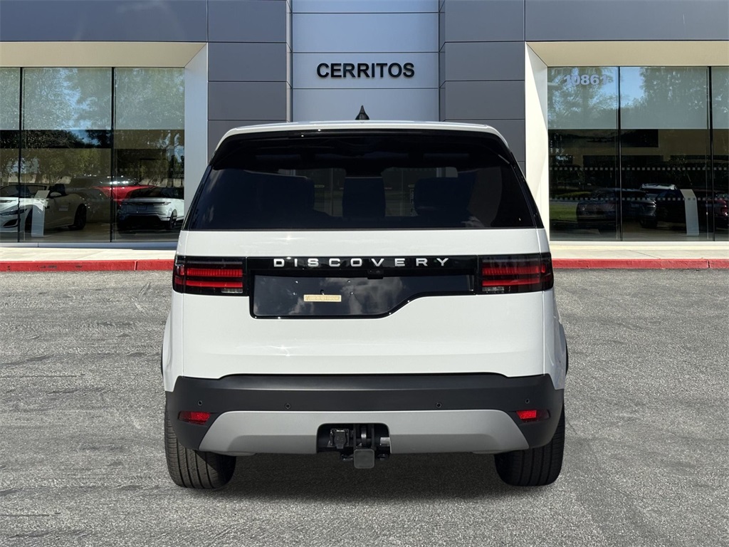 2025 Land Rover Discovery S photo 5