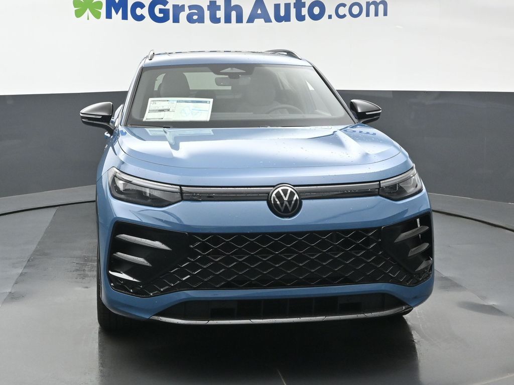 2025 Volkswagen Tiguan SE R-Line Black photo 2