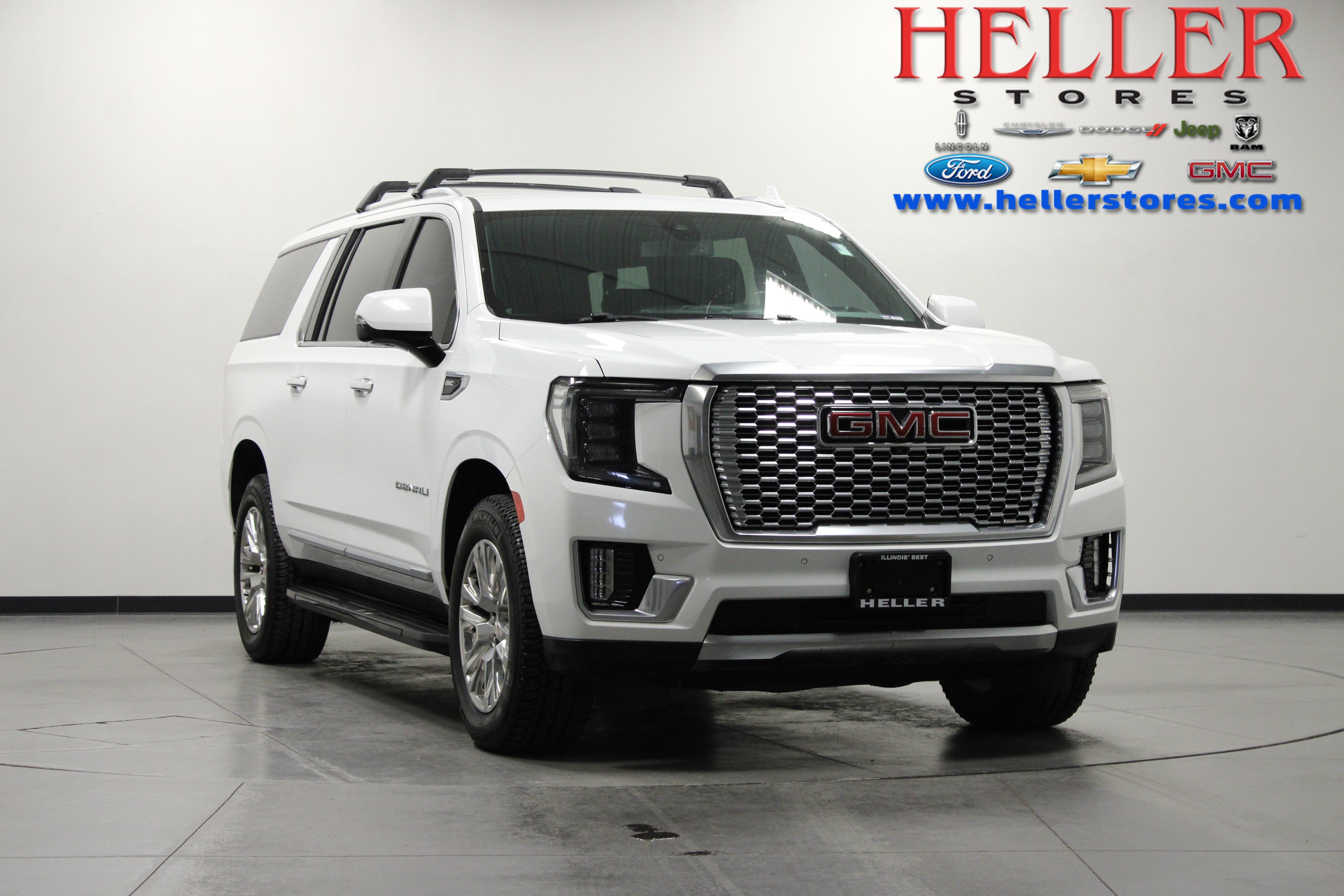 2021 GMC Yukon XL Denali's photo