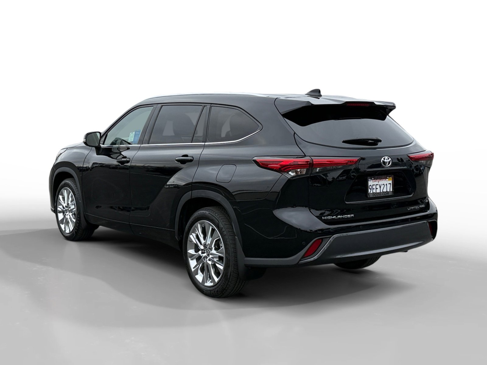 2022 Toyota Highlander Limited photo 3