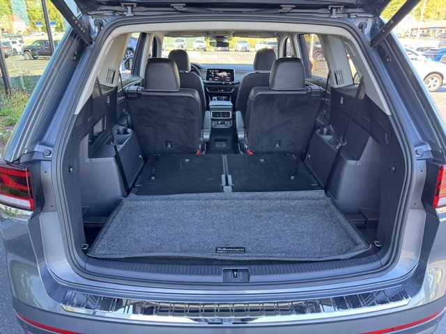 2024 Volkswagen Atlas SEL Premium R-Line photo 18