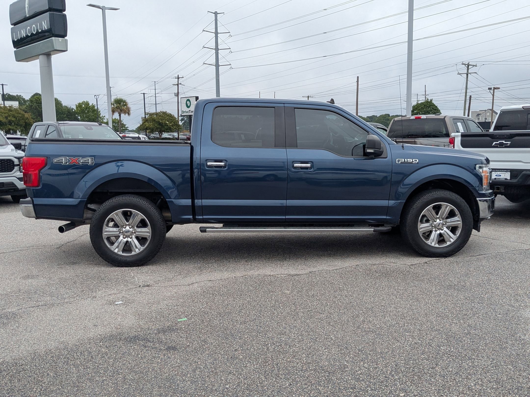 2020 Ford F-150 XLT photo 3