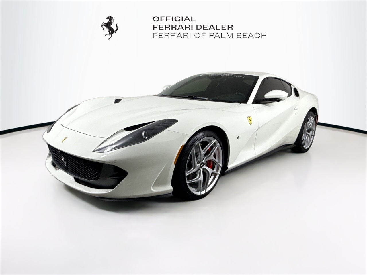 2020 Ferrari 812 Superfast Base photo 3