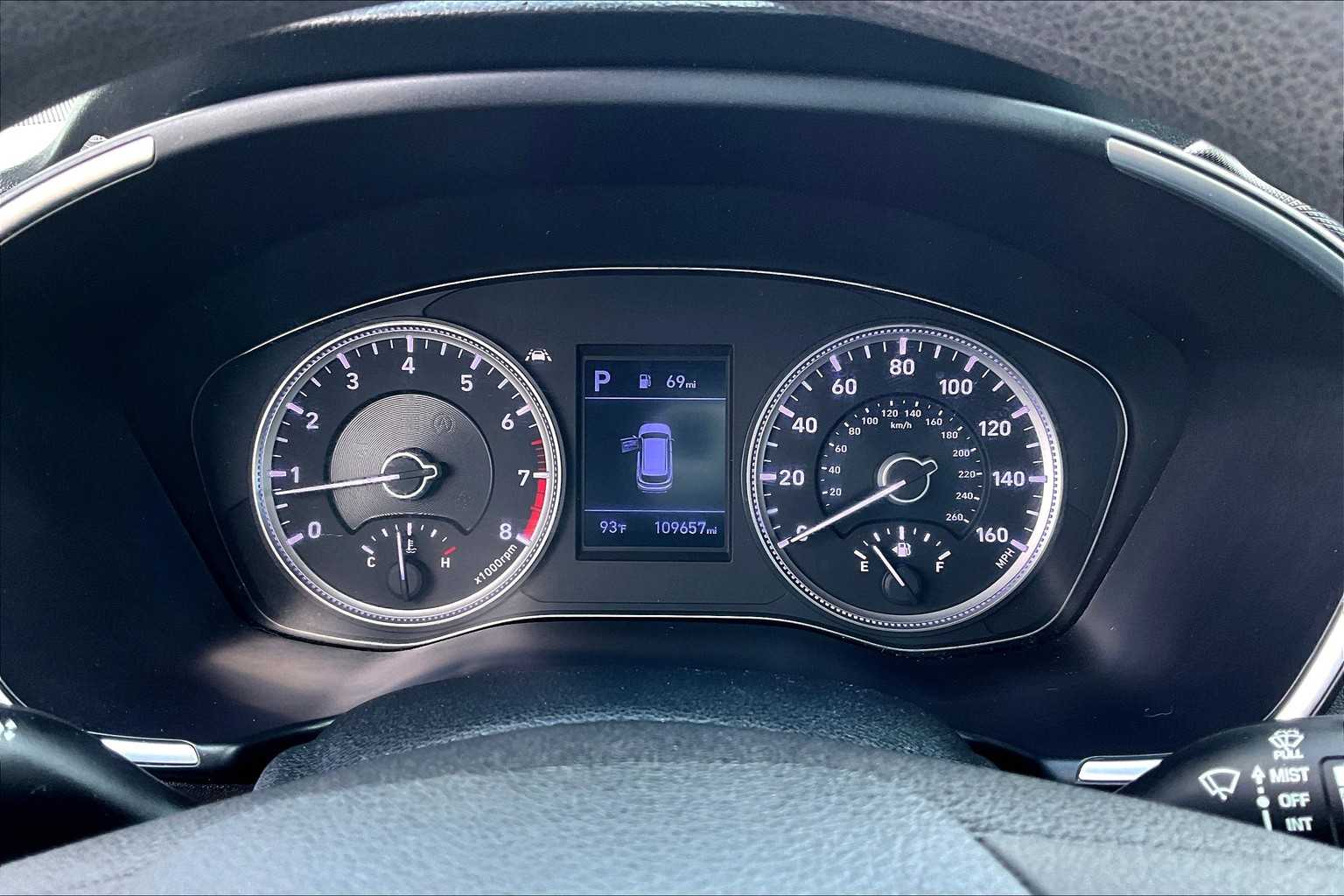 2020 Hyundai Santa Fe SE photo 24