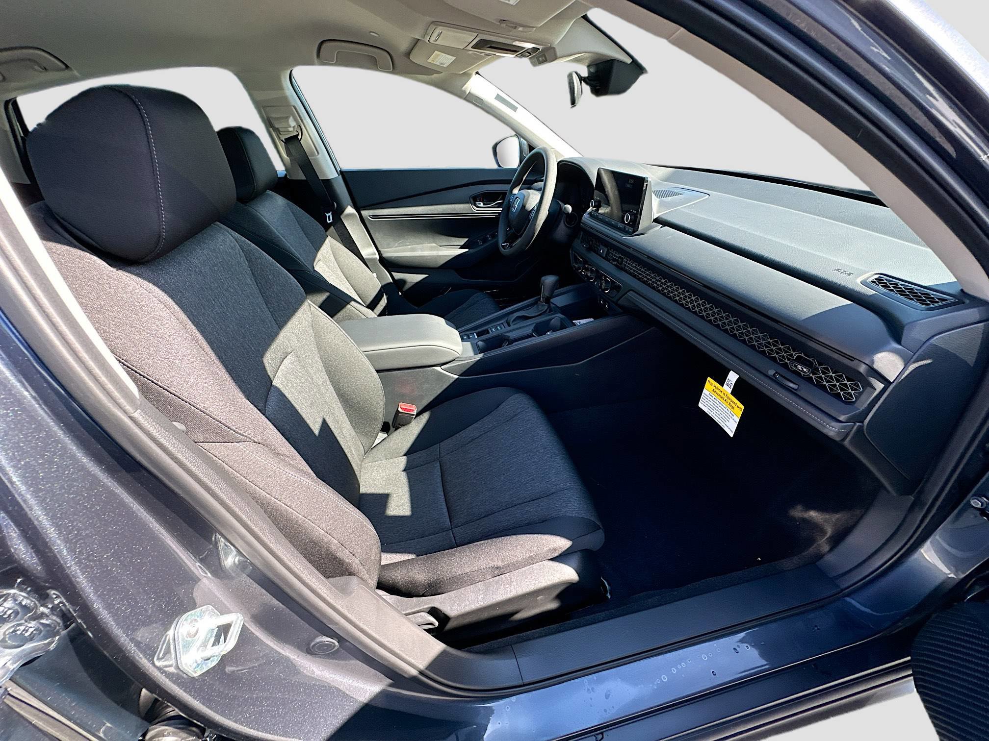 2025 Honda Accord LX photo 21