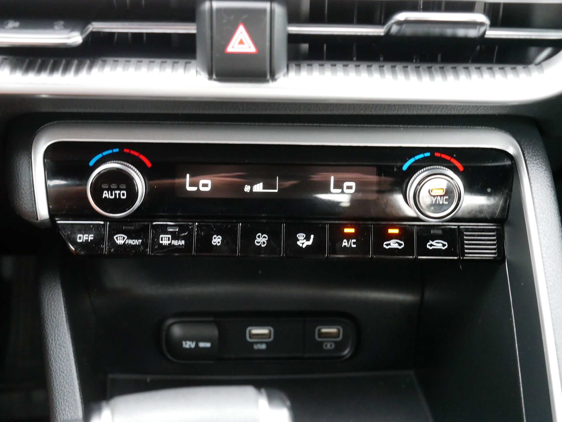 2022 Kia K5 GT-Line photo 22