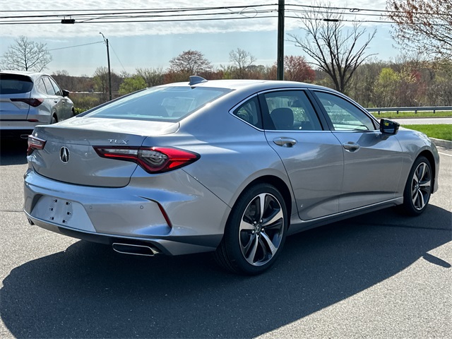 2025 Acura TLX Technology photo 4