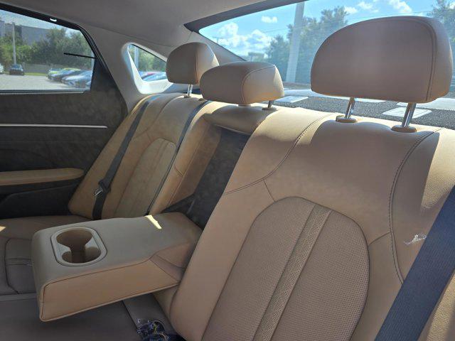 2025 Hyundai Sonata Hybrid Limited photo 12