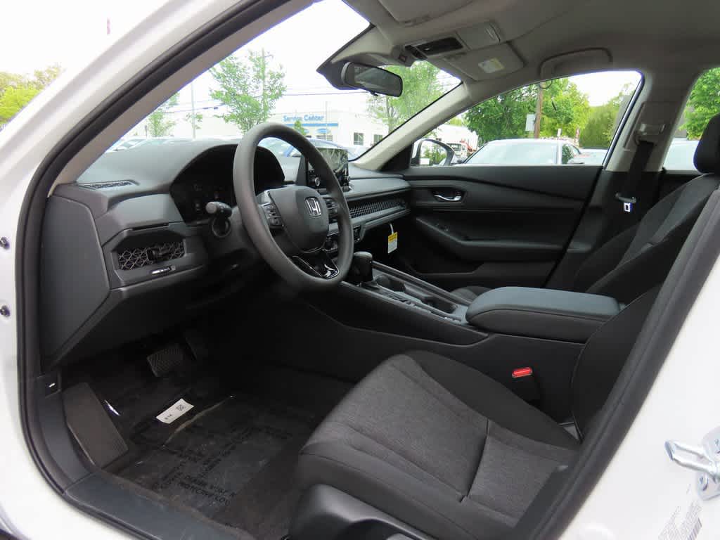 2025 Honda Accord LX photo 2
